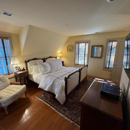 The 1708 House Bed & Breakfast Southampton Luaran gambar